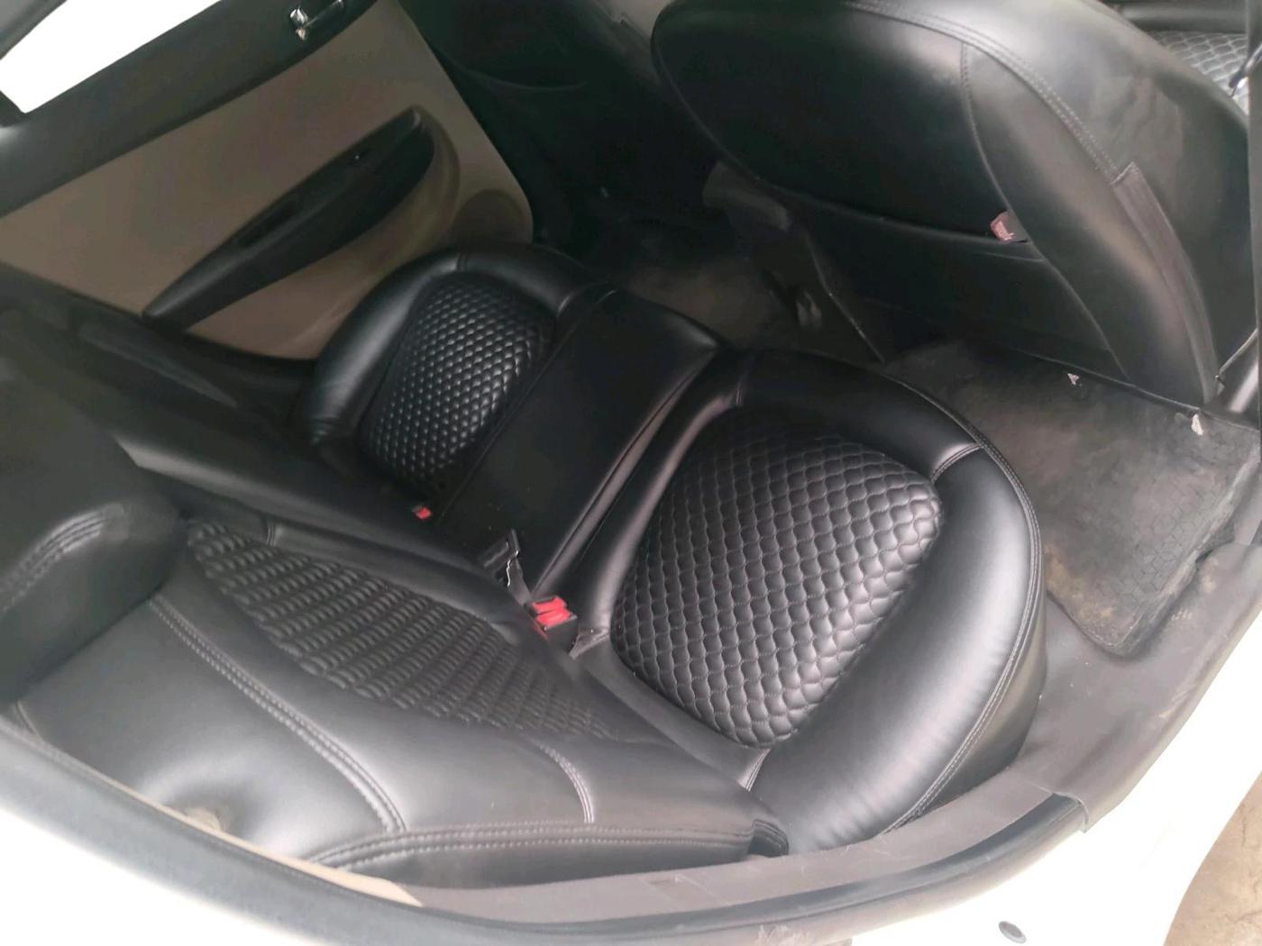 2012 Hyundai i20 SPORTZ 1.2, Petrol, Manual, 65,317 km, interior
