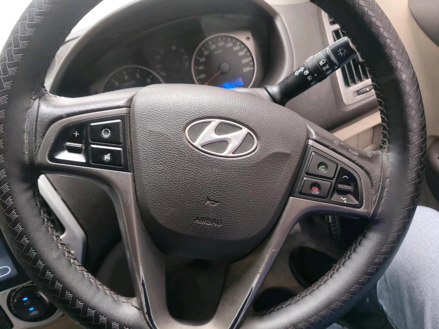 2012 Hyundai i20 SPORTZ 1.2, Petrol, Manual, 65,317 km, interior