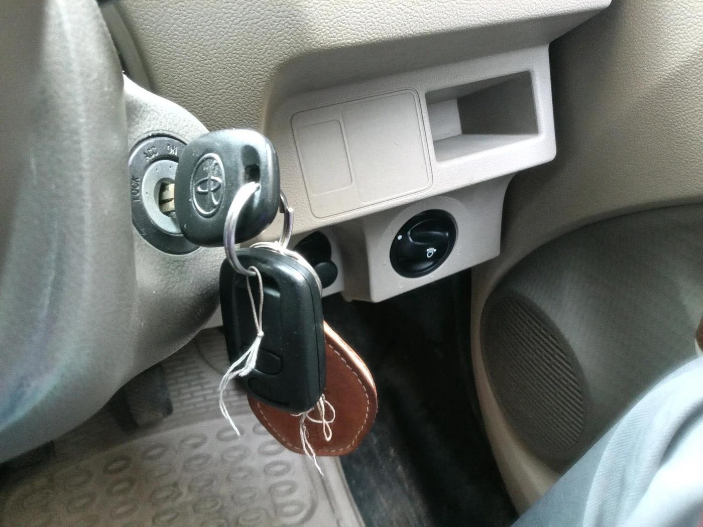 2011 Toyota Etios G, Petrol, Manual, 22,809 km, interior