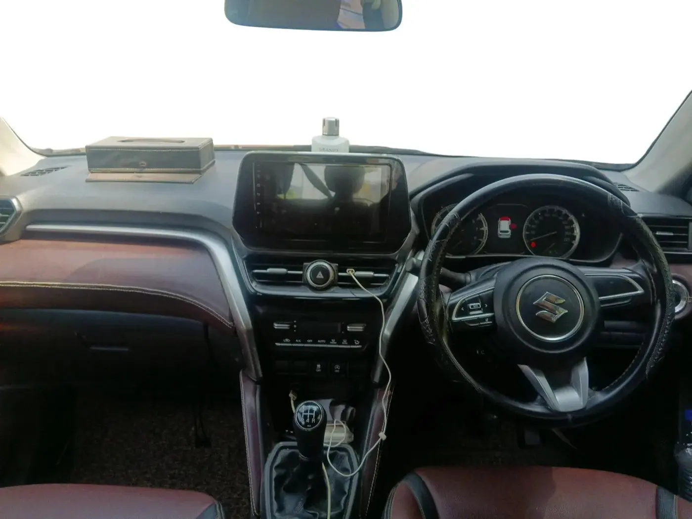 2023 Maruti Grand Vitara SIGMA SMART HYBRID, Petrol, Manual, 70,027 km, interior