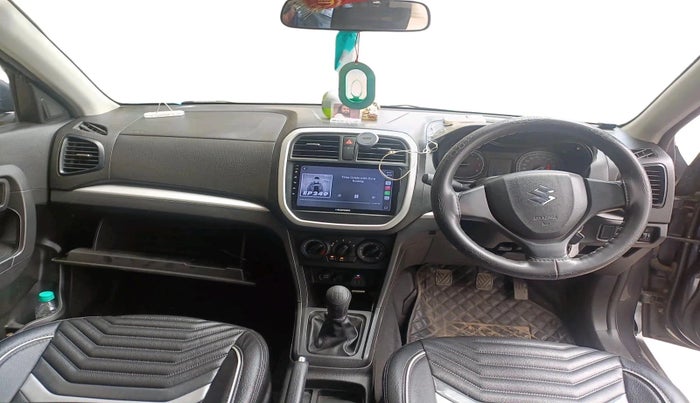 2022 Maruti Vitara Brezza LXI, Petrol, Manual, 14,871 km, interior