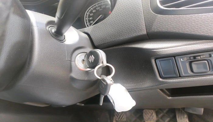 2022 Maruti Vitara Brezza LXI, Petrol, Manual, 14,871 km, interior