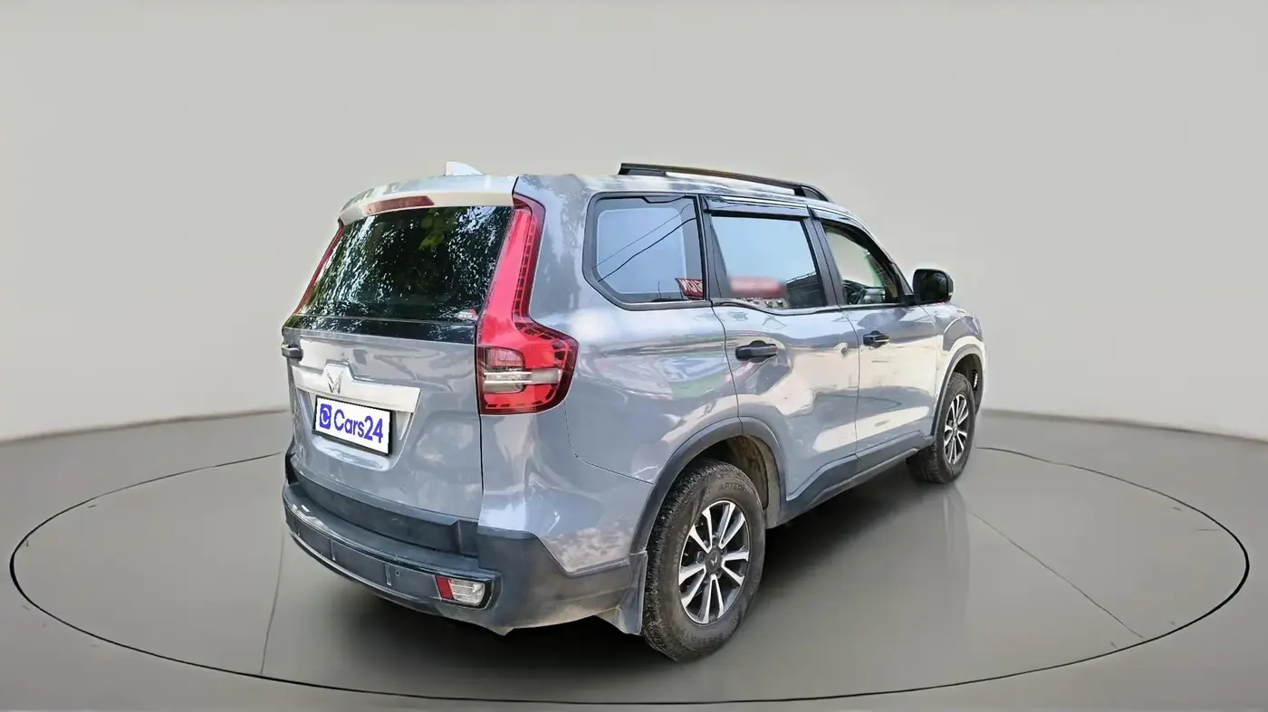 2023 Mahindra SCORPIO-N Z2 PETROL MT 7 STR, Petrol, Manual, 74,000 km, exterior