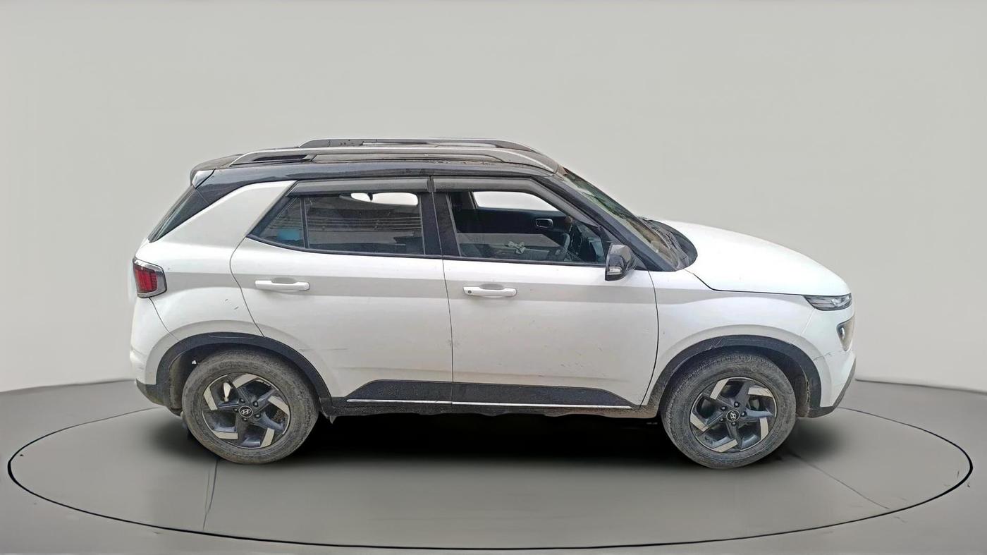 2019 Hyundai VENUE SX 1.0 TURBO DUAL TONE, CNG, Manual, 60,332 km, exterior