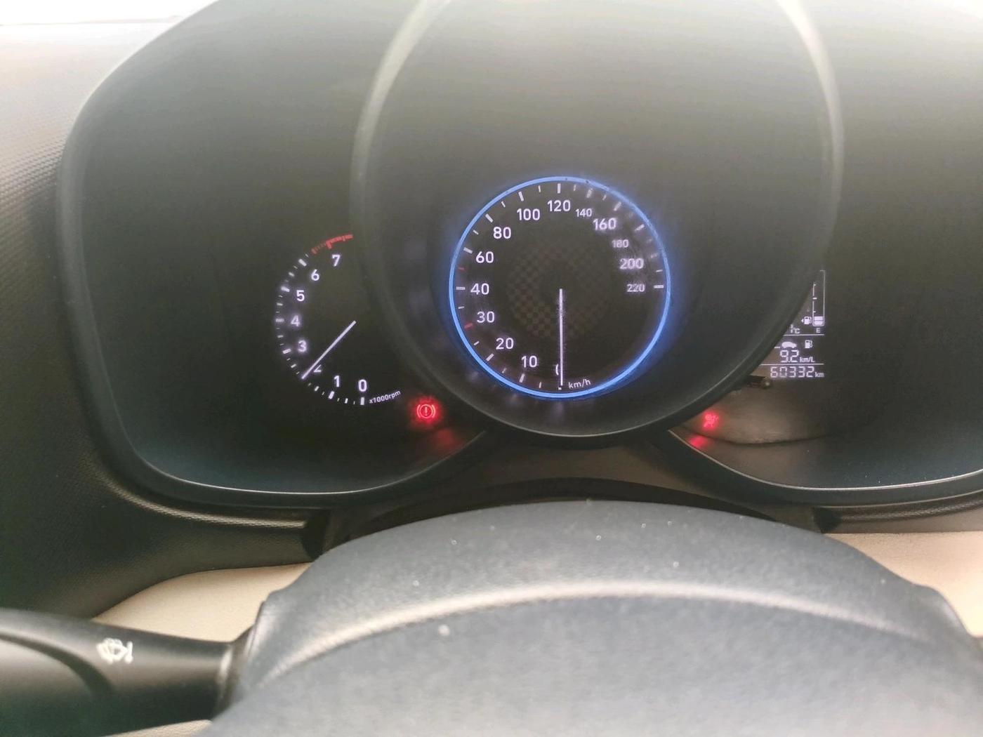 2019 Hyundai VENUE SX 1.0 TURBO DUAL TONE, CNG, Manual, 60,332 km, interior