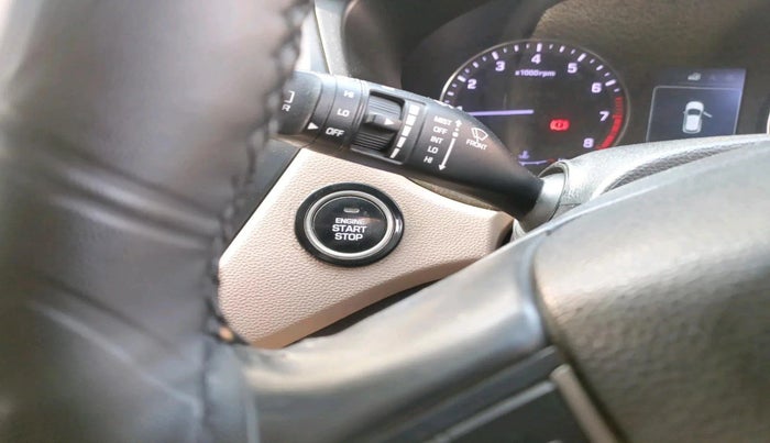 2017 Hyundai Elite i20 ASTA 1.2 (O), Petrol, Manual, 1,18,873 km, interior