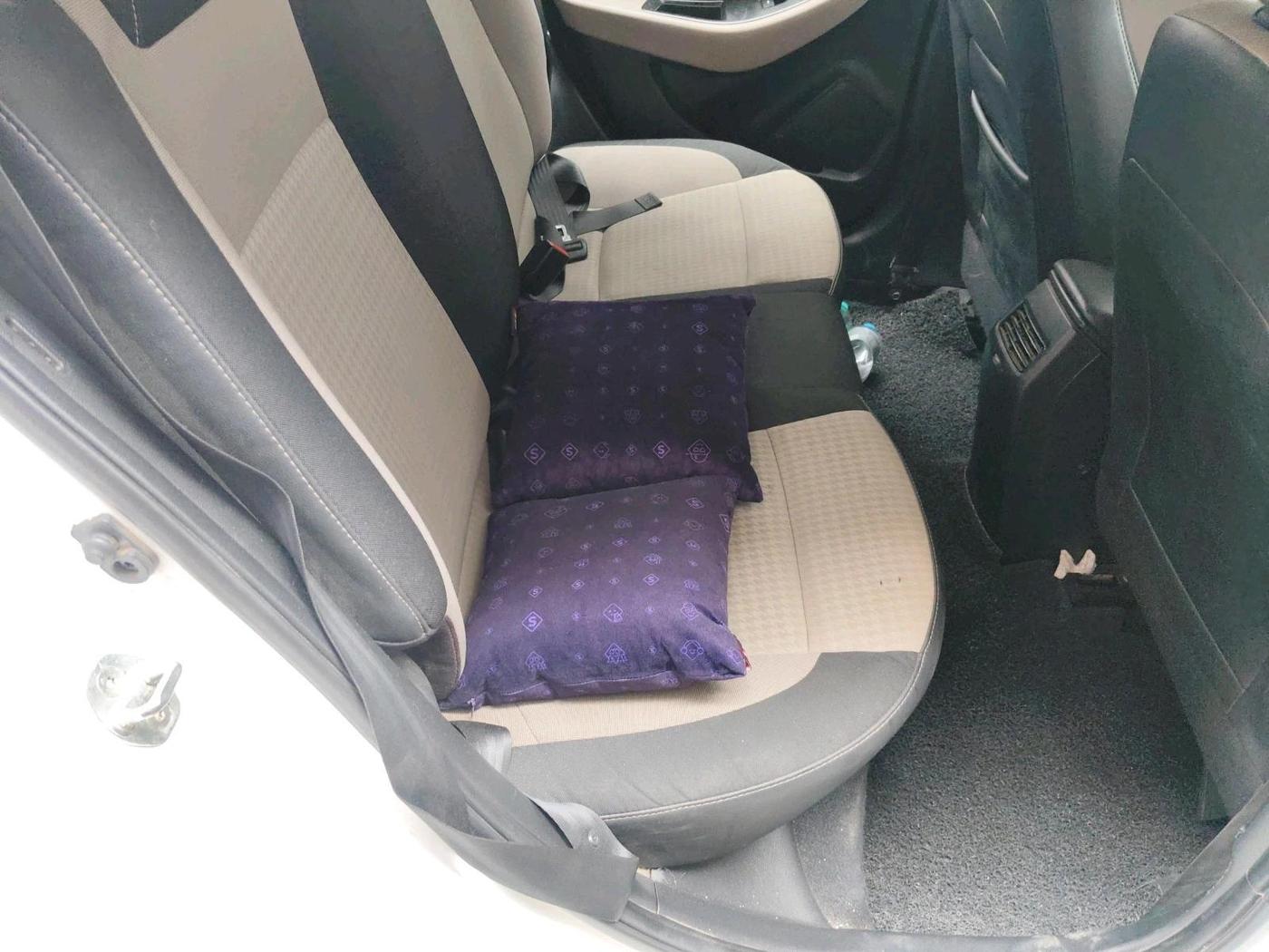 2019 Hyundai Elite i20 SPORTZ PLUS 1.2, Petrol, Manual, 40,305 km, interior