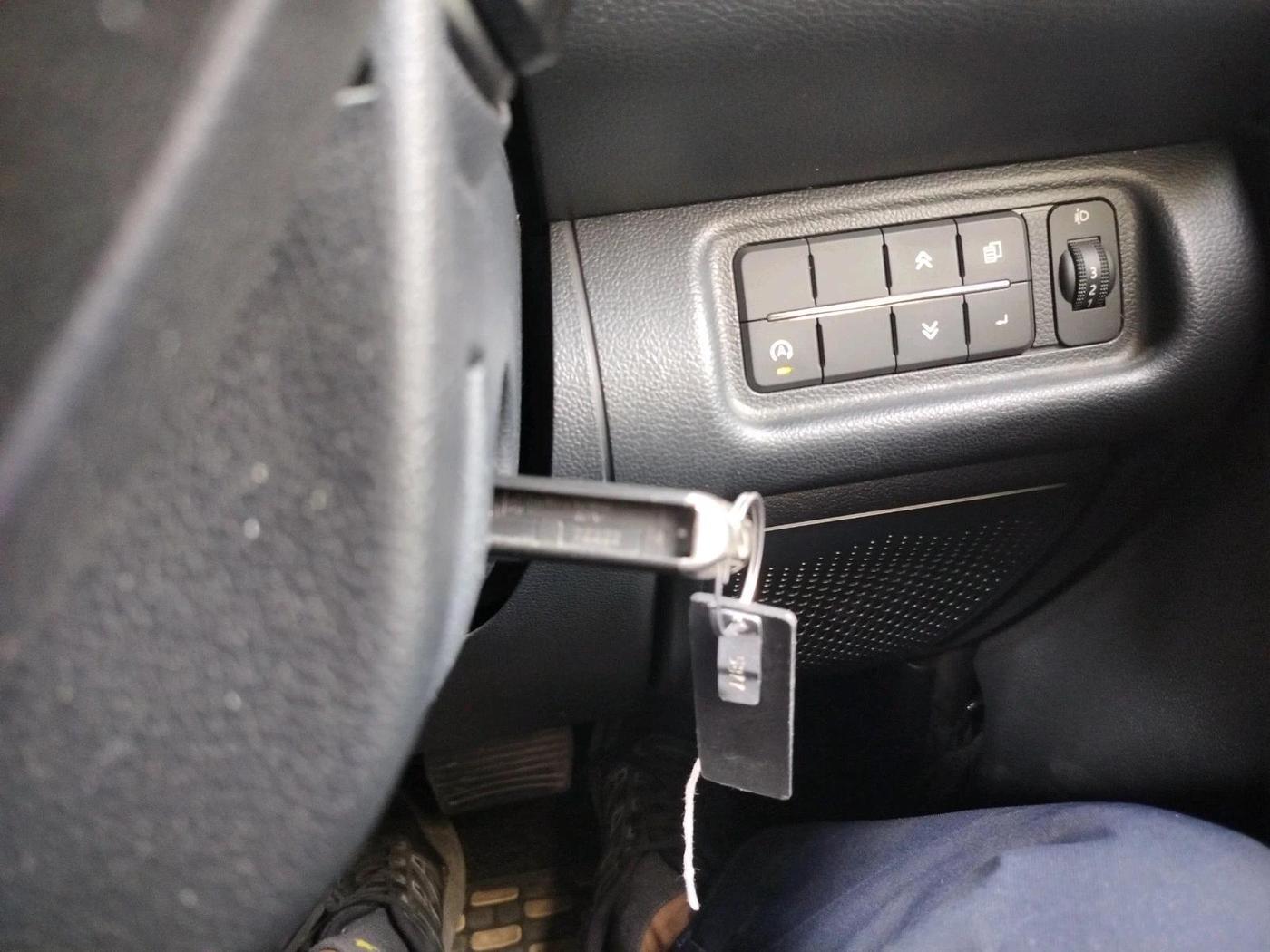 2022 Mahindra Thar LX PETROL HT 4WD AT, Petrol, Automatic, 21,261 km, interior
