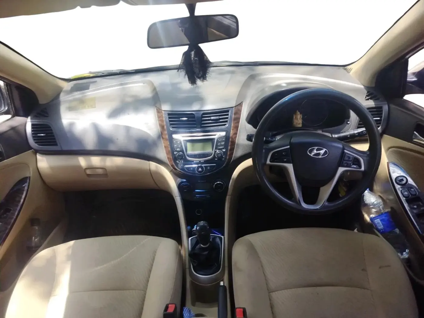 2012 Hyundai Verna FLUIDIC 1.6 VTVT, Petrol, Manual, 1,01,748 km, interior