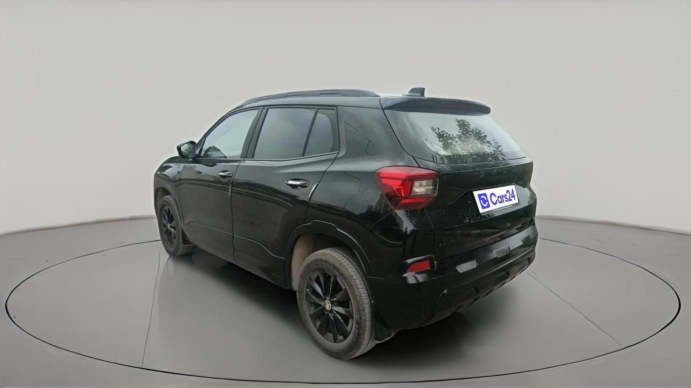 2025 Skoda Kylaq Signature Plus AT, Petrol, Automatic, 15,543 km, exterior