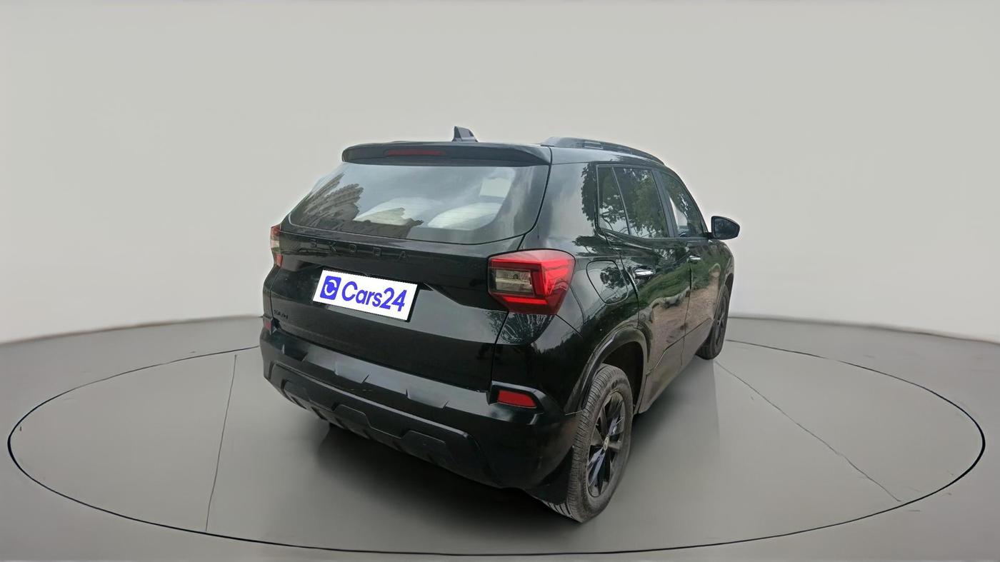 2025 Skoda Kylaq Signature Plus AT, Petrol, Automatic, 15,543 km, exterior
