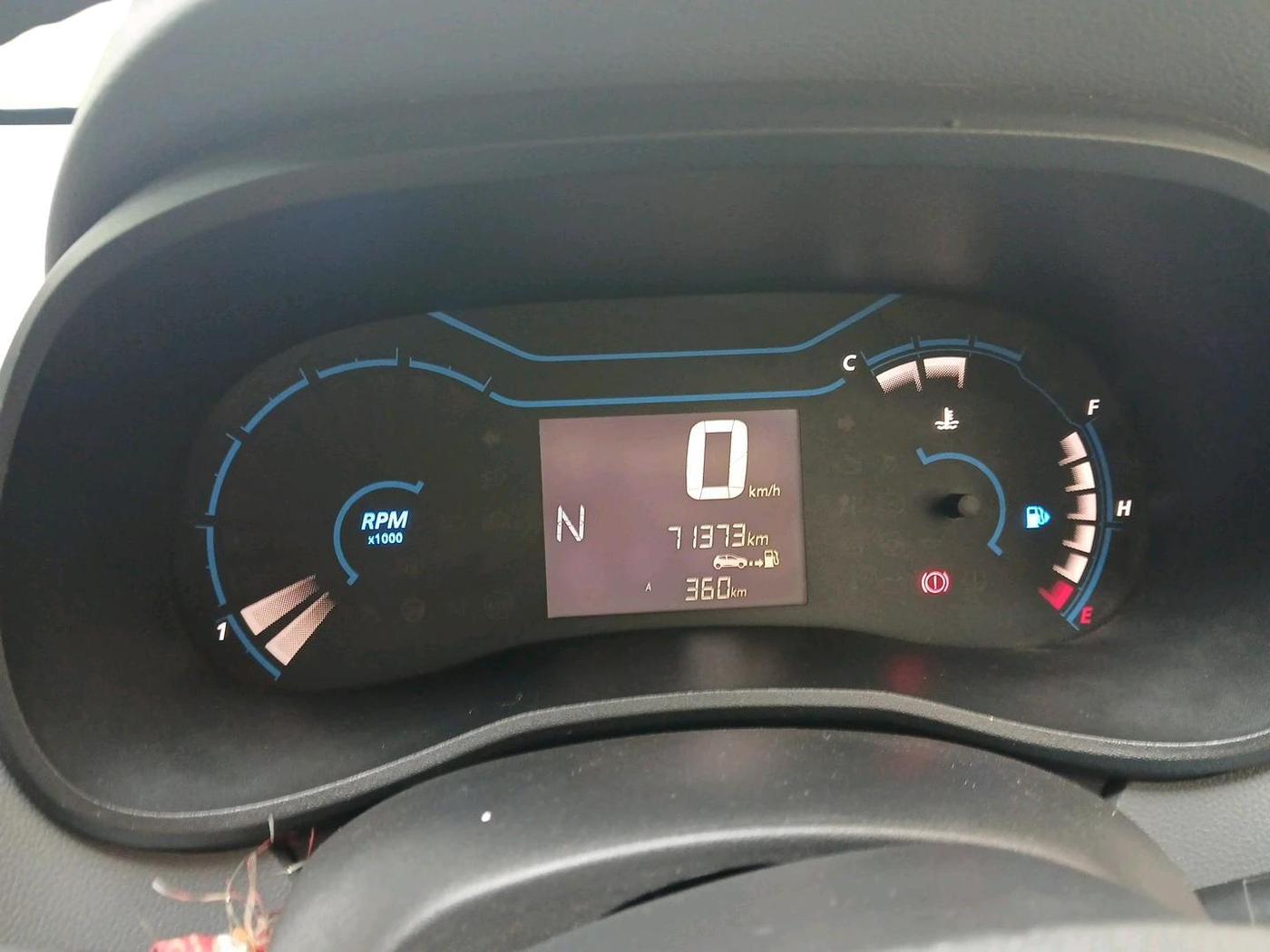 2021 Renault Kwid RXT 1.0 AMT (O), Petrol, Automatic, 71,373 km, interior