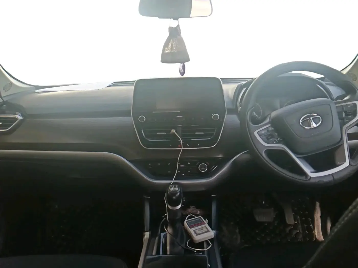2022 Tata Harrier XTA 2.0L KRYOTEC PLUS, Diesel, Automatic, 52,760 km, interior