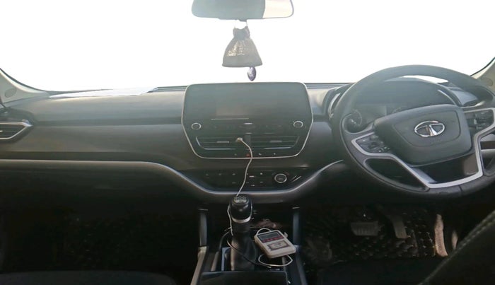 2022 Tata Harrier XTA 2.0L KRYOTEC PLUS, Diesel, Automatic, 52,760 km, interior