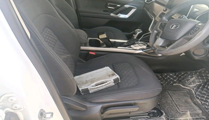 2022 Tata Harrier XTA 2.0L KRYOTEC PLUS, Diesel, Automatic, 52,760 km, interior