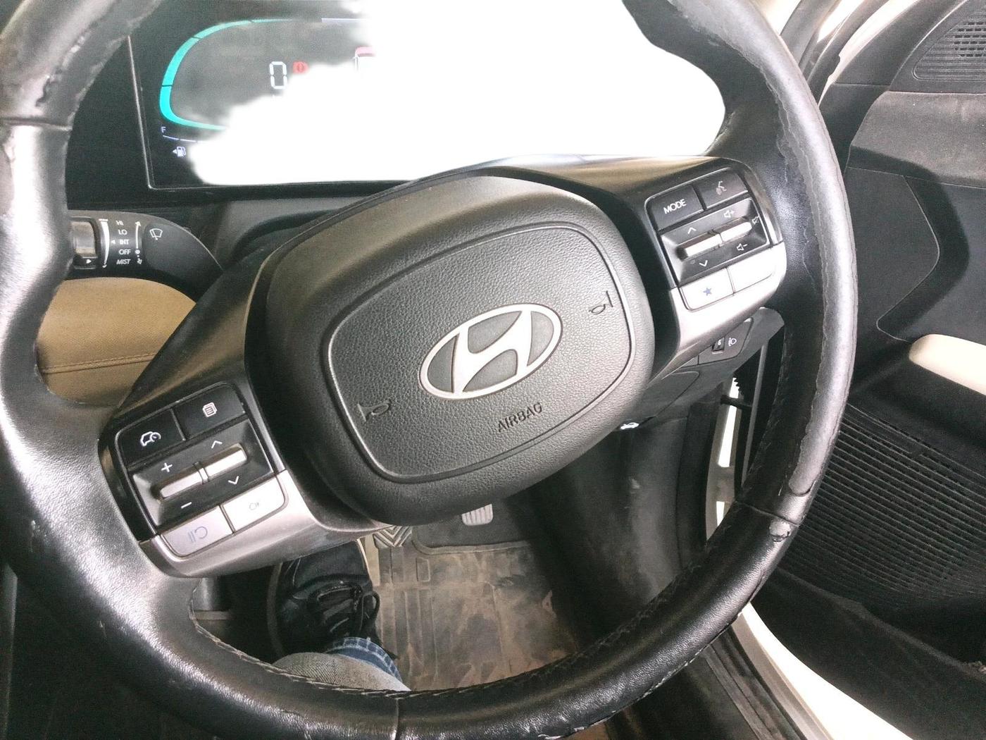 2024 Hyundai Verna SX 1.5 l MPI, Petrol, Manual, 30,363 km, interior