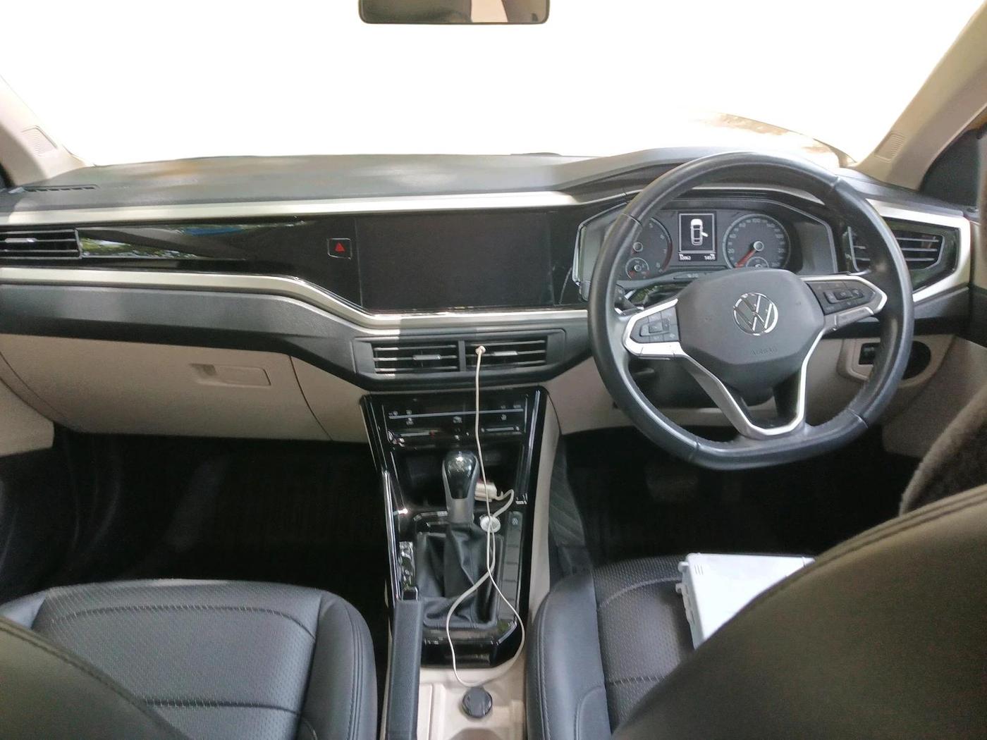 2022 Volkswagen VIRTUS HIGHLINE TSI 1.0 AT, Petrol, Automatic, 32,062 km, interior