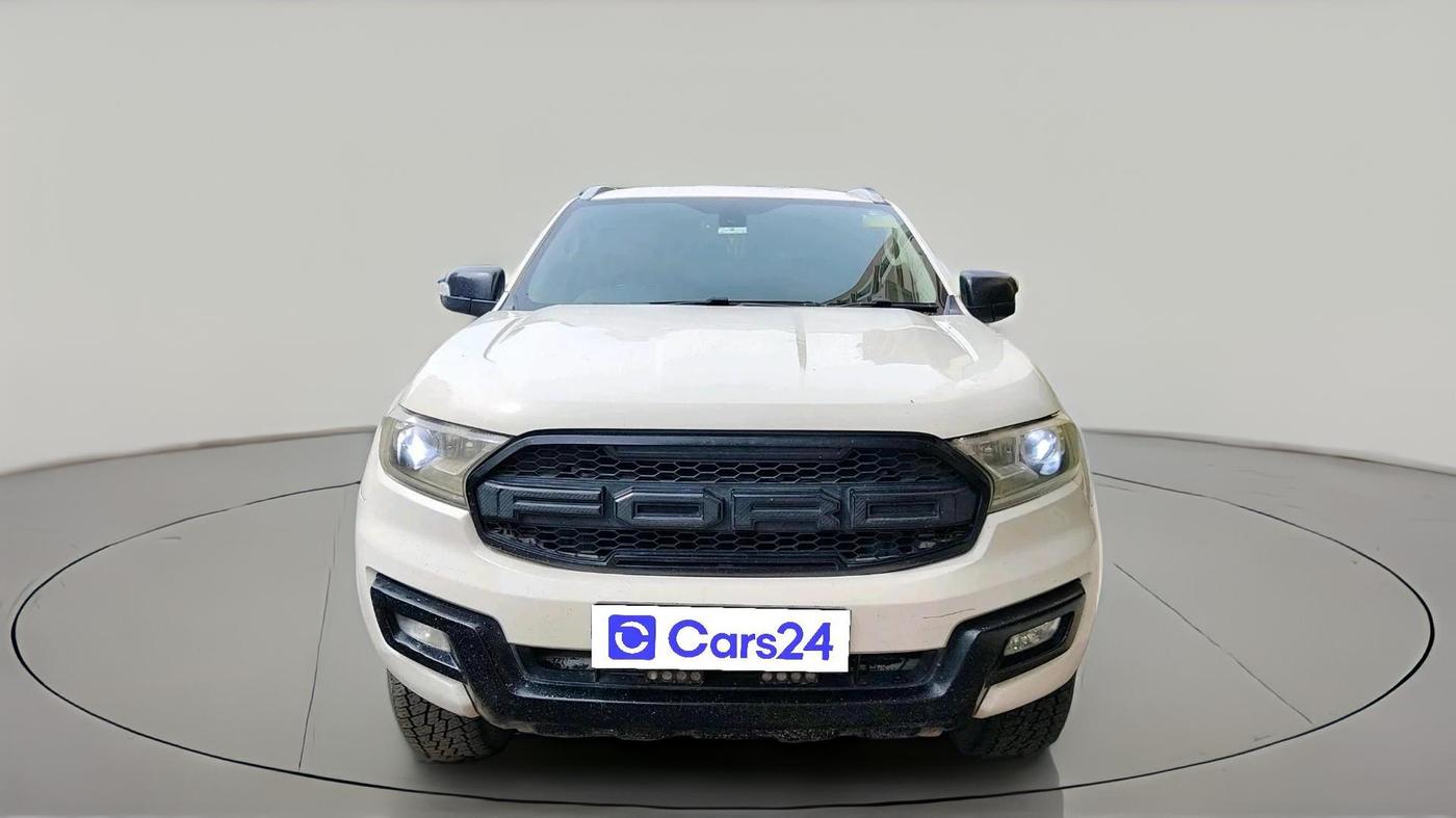 2016 Ford Endeavour TREND 2.2 4X2 AT, Diesel, Automatic, 2,02,340 km, exterior