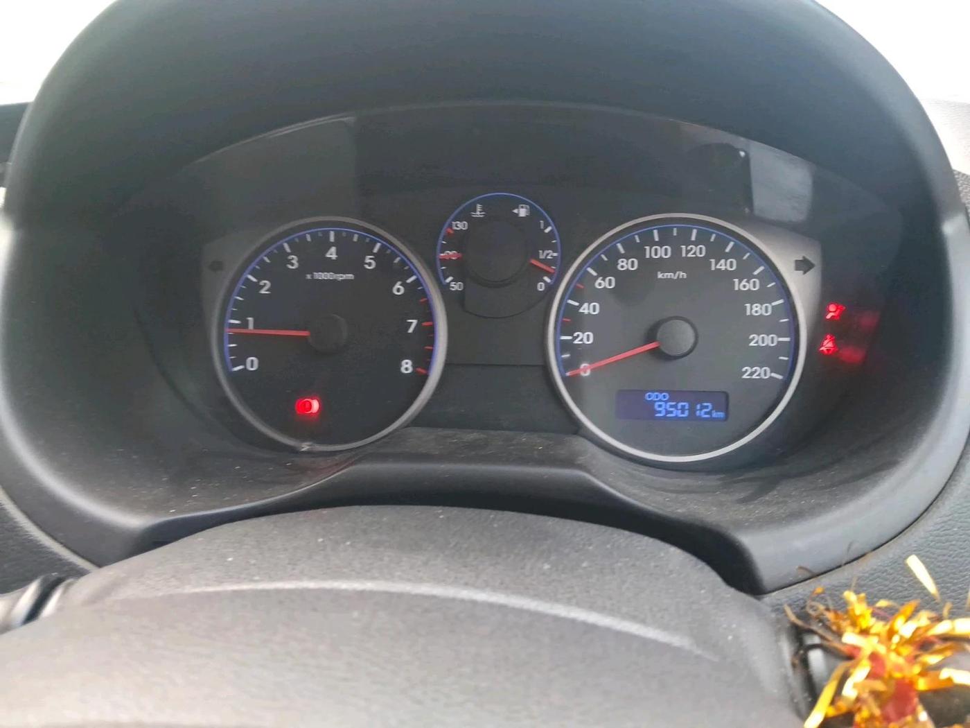 2012 Hyundai i20 SPORTZ 1.2, Petrol, Manual, 95,012 km, interior