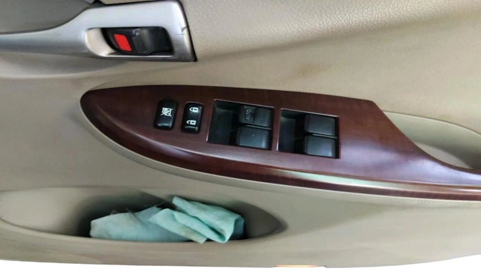 2012 Toyota Corolla Altis G AT PETROL, Petrol, Automatic, 67,495 km, interior