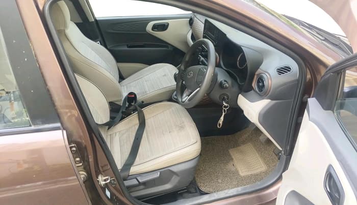 2020 Hyundai AURA S 1.2 CNG, CNG, Manual, 1,25,262 km, interior
