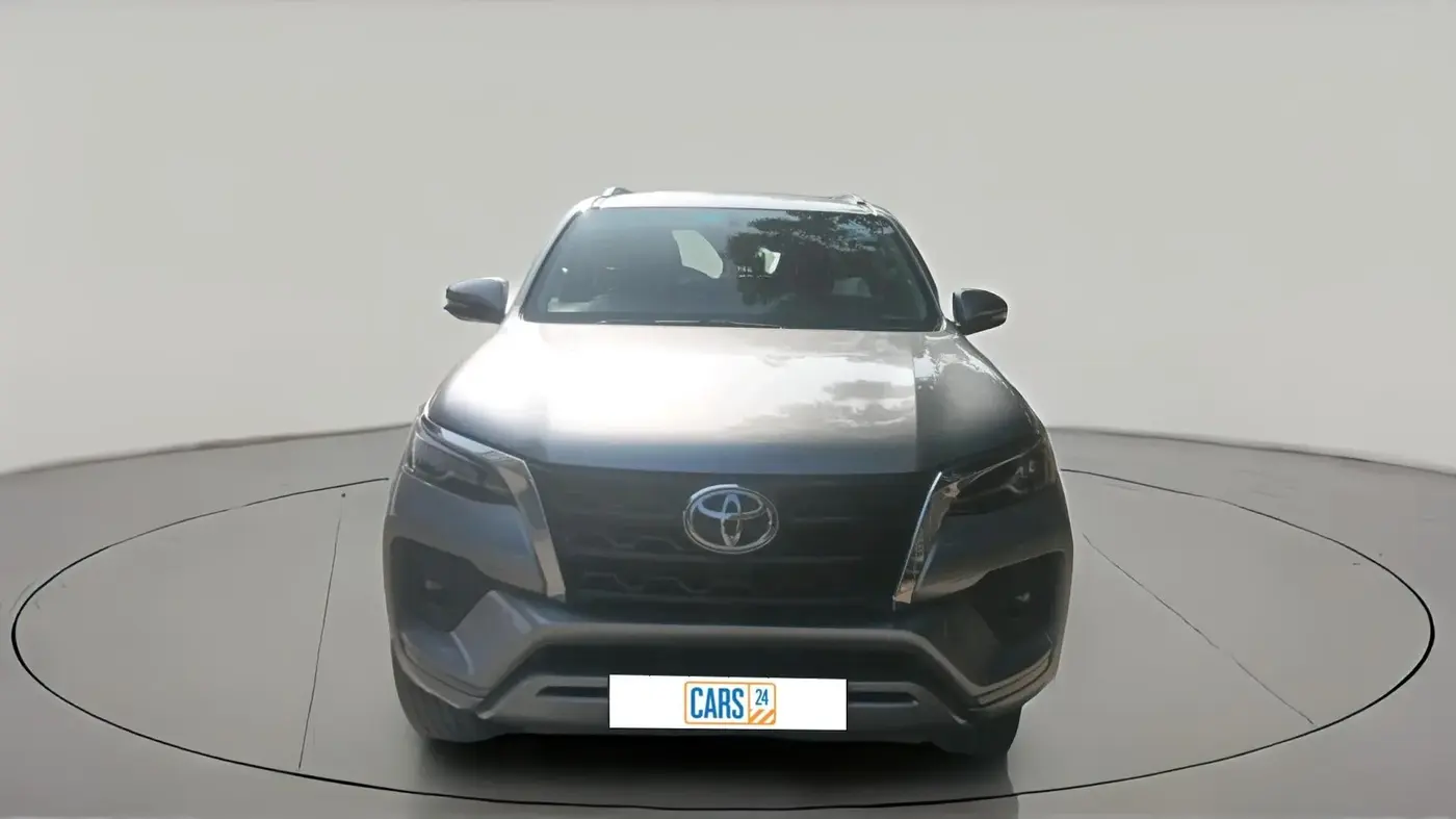 2022 Toyota Fortuner 4X2 AT 2.7 PETROL, Petrol, Automatic, 74,000 km, exterior