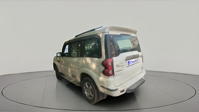 2018 Mahindra Scorpio S5, Diesel, Manual, 32,371 km, exterior
