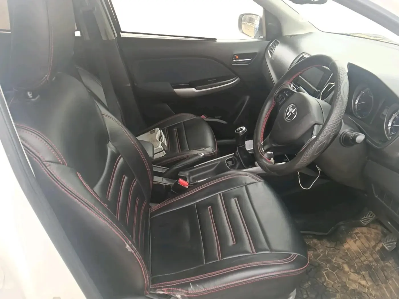 2021 Toyota Glanza G, Petrol, Manual, 63,680 km, interior