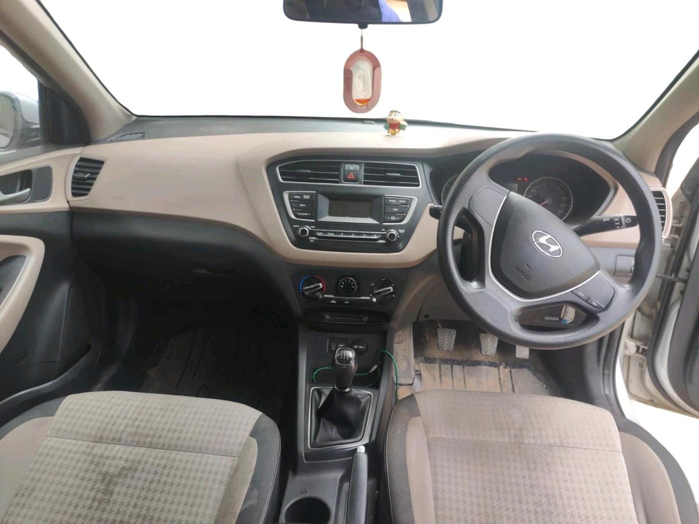 2018 Hyundai Elite i20 MAGNA EXECUTIVE 1.2, Petrol, Manual, 88,018 km, interior