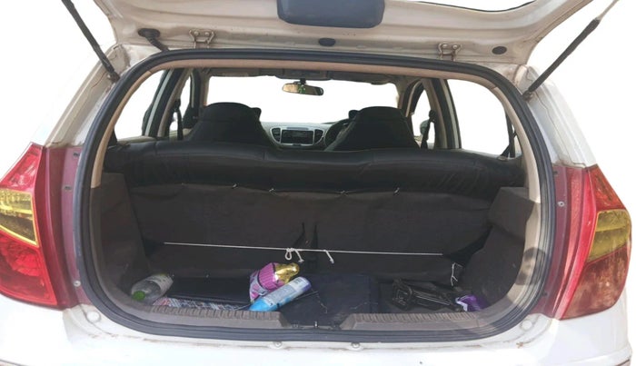 2013 Hyundai i10 ERA 1.1, Petrol, Manual, 61,494 km, exterior