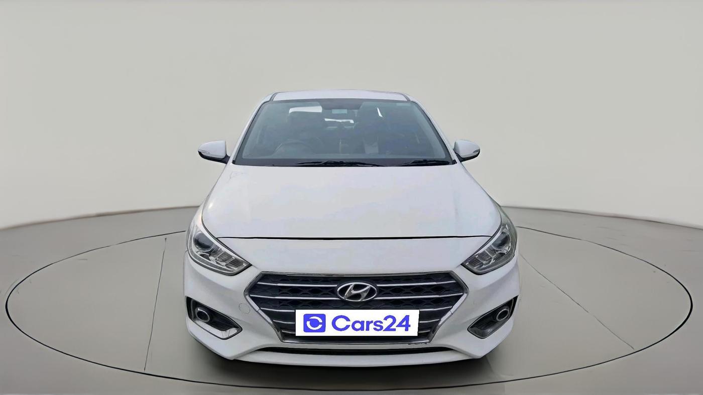 2017 Hyundai Verna 1.6 VTVT SX, Petrol, Manual, 52,136 km, exterior