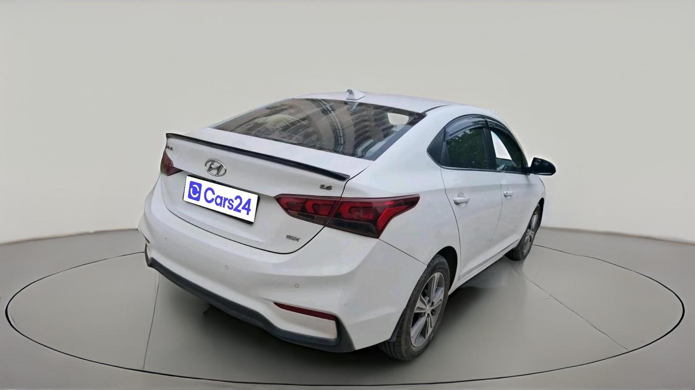 2017 Hyundai Verna 1.6 VTVT SX, Petrol, Manual, 52,136 km, exterior