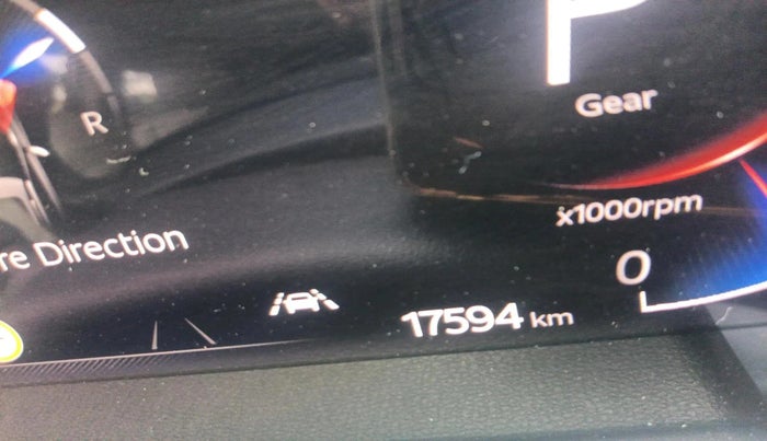 2023 Mahindra XUV700 AX 7 LUXURY P AT 7 STR, Petrol, Automatic, 17,594 km, interior