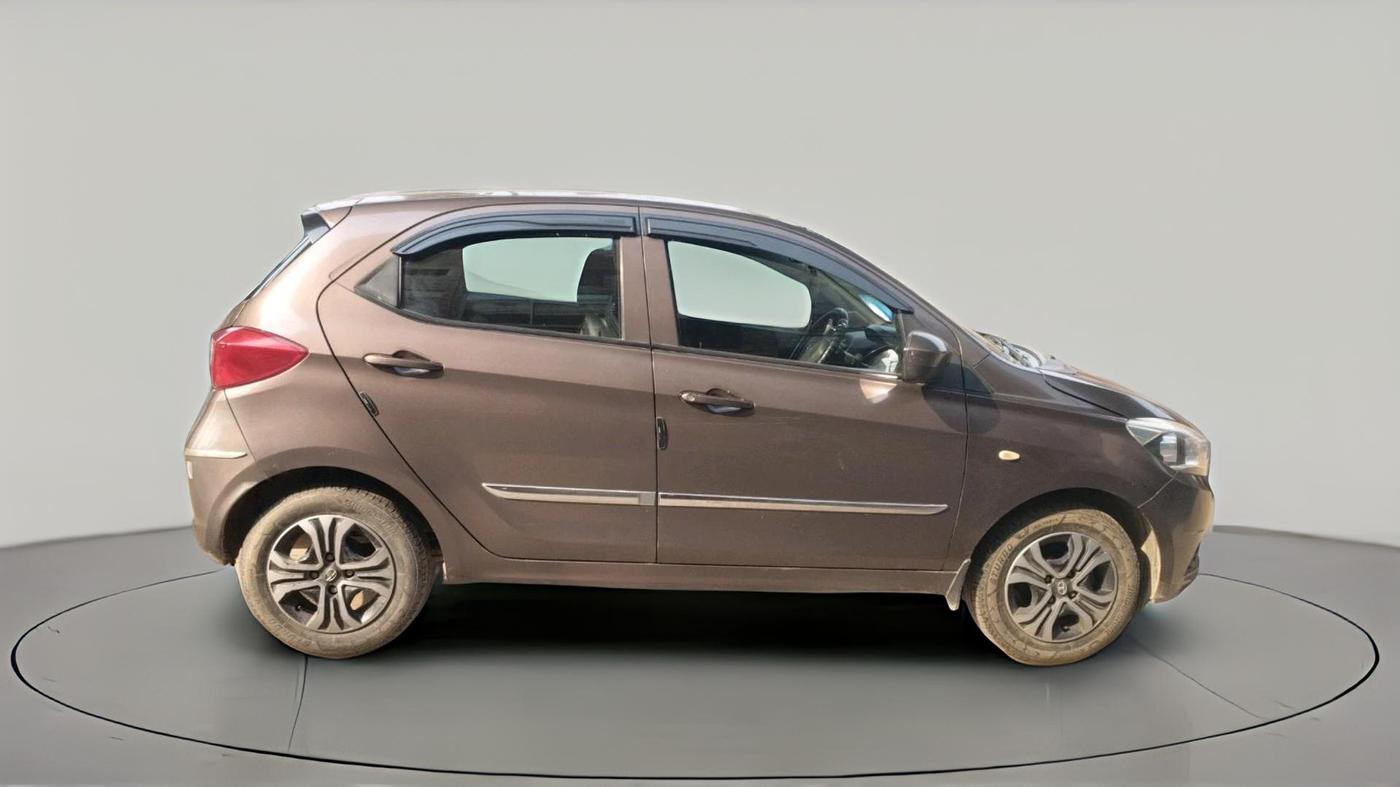 2019 Tata Tiago XZA PETROL, Petrol, Automatic, 1,01,667 km, exterior