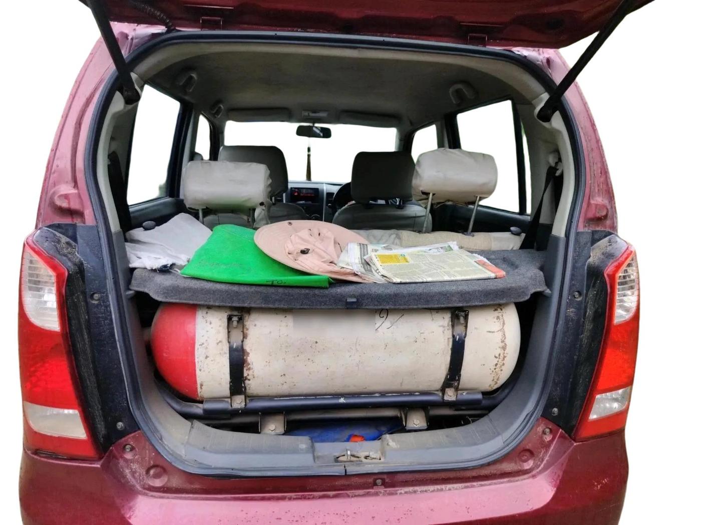 2012 Maruti Wagon R 1.0 LXI CNG, CNG, Manual, 2,53,199 km, exterior