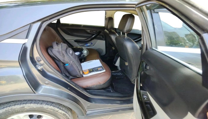 2018 Tata NEXON XM DIESEL, Diesel, Manual, 1,94,461 km, interior