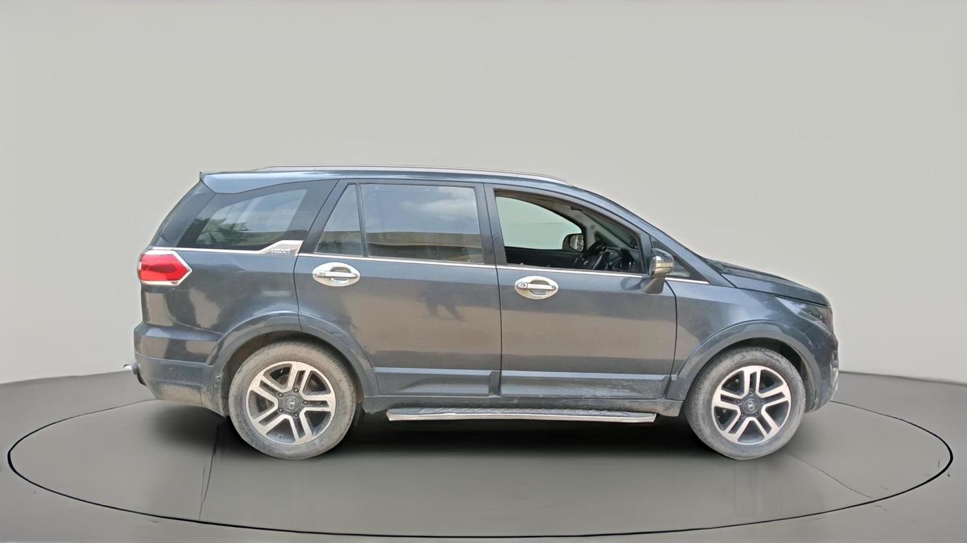 2017 Tata Hexa XTA 4X2 7 STR, Diesel, Automatic, 1,60,462 km, exterior