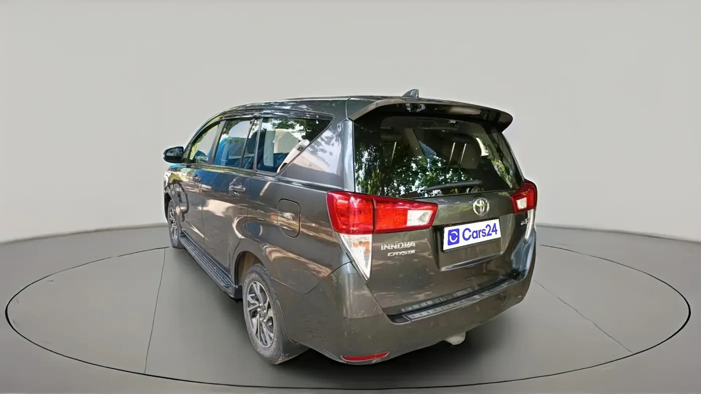 2021 Toyota Innova Crysta 2.4 G 7 STR, Diesel, Manual, 32,011 km, exterior