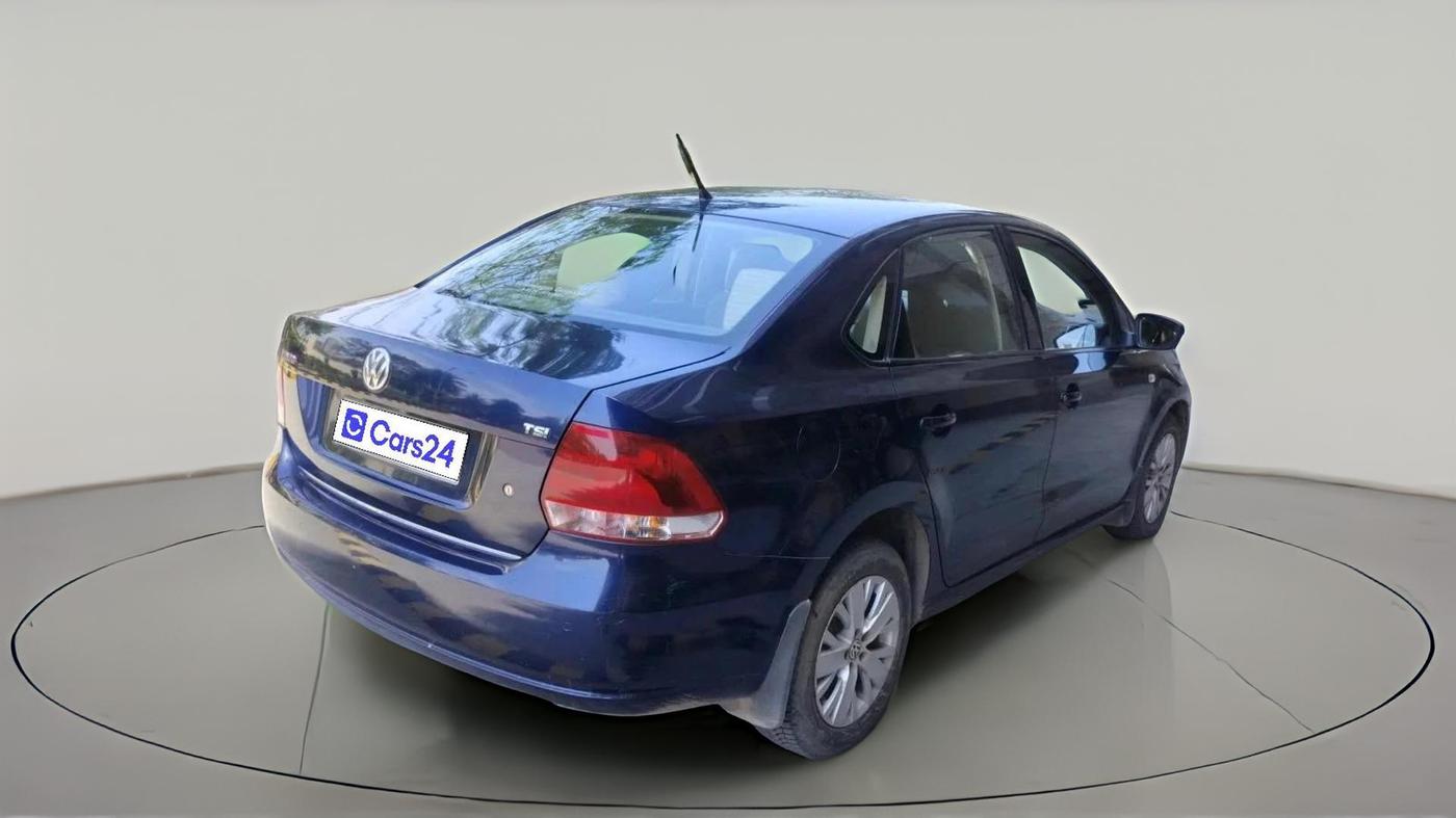 2015 Volkswagen Vento HIGHLINE PETROL AT, Petrol, Automatic, 67,990 km, exterior