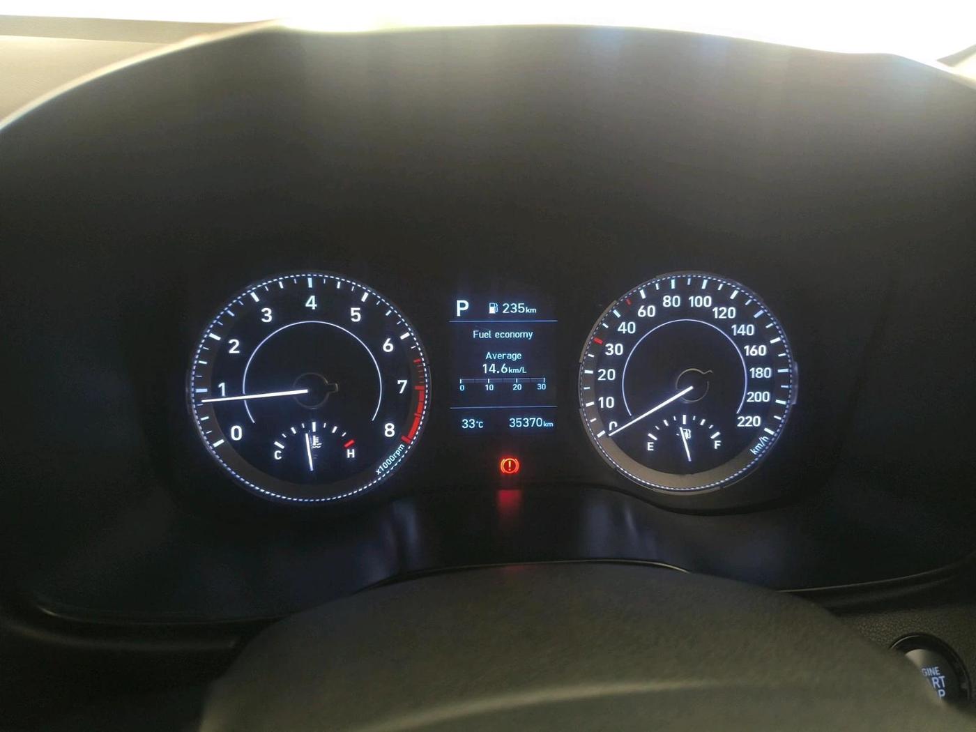 2022 Hyundai VENUE SX PLUS 1.0 TURBO DCT, Petrol, Automatic, 35,370 km, interior