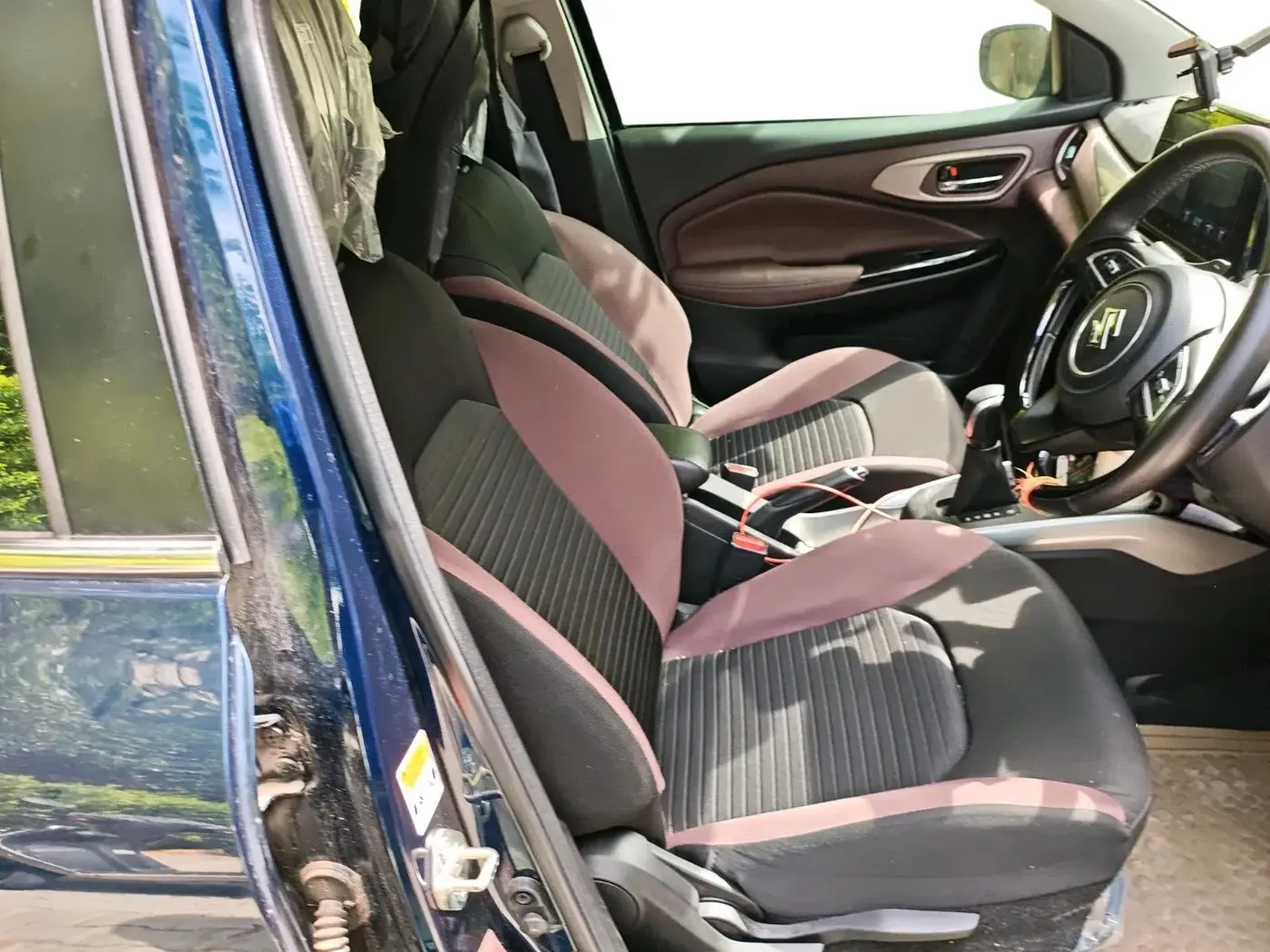 2024 Maruti FRONX ALPHA 1.0L TURBO 6 AT, Petrol, Automatic, 8,947 km, interior