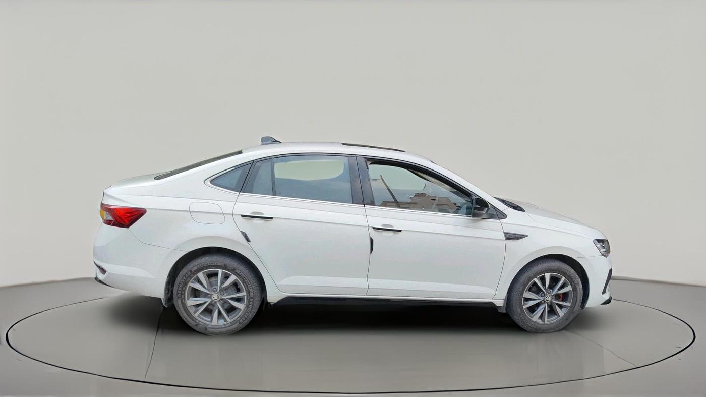 2022 Skoda SLAVIA STYLE 1.0L TSI AT, Petrol, Automatic, 31,539 km, exterior