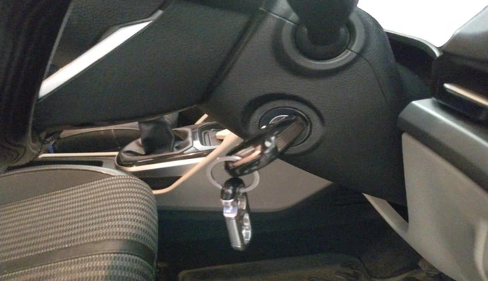 2023 KIA CARENS PRESTIGE 1.5 PETROL 7 STR, Petrol, Manual, 74,124 km, interior