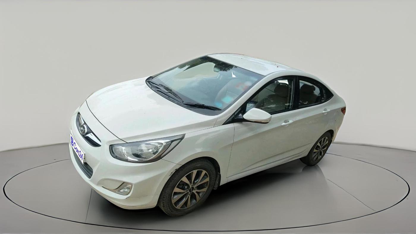 2013 Hyundai Verna FLUIDIC 1.6 VTVT SX, Petrol, Manual, 67,176 km, exterior
