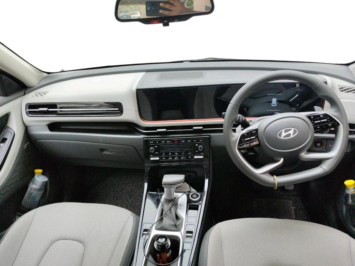 2025 Hyundai Creta SX Premium 1.5 iVT, Petrol, Automatic, 14,263 km, interior