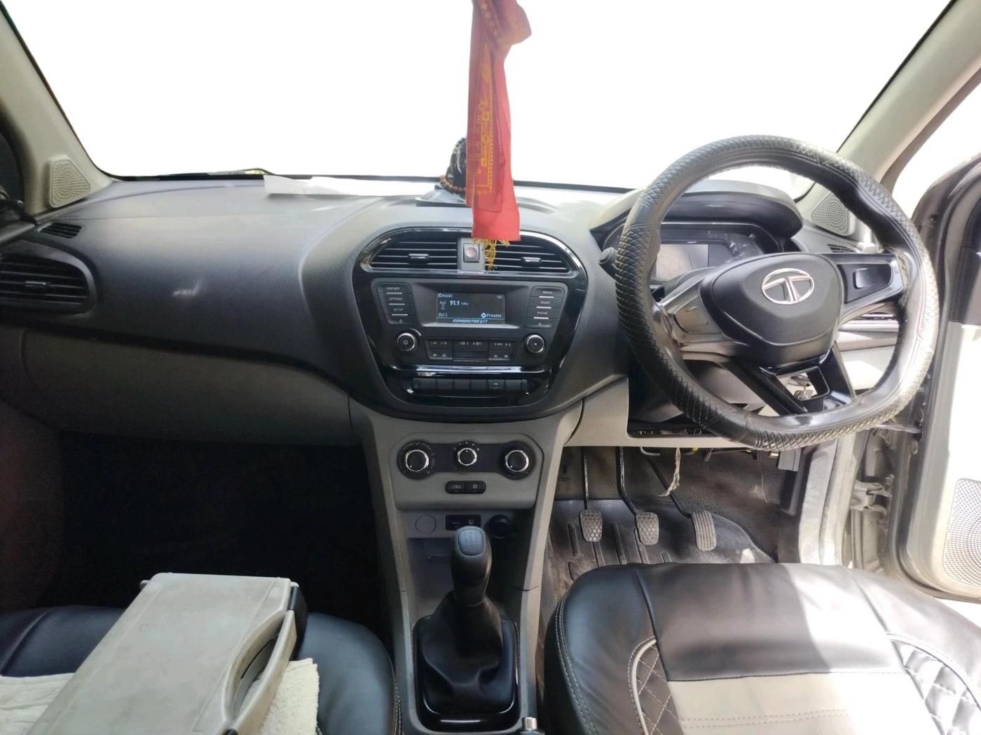 2023 Tata Tiago XM CNG, CNG, Manual, 63,914 km, interior