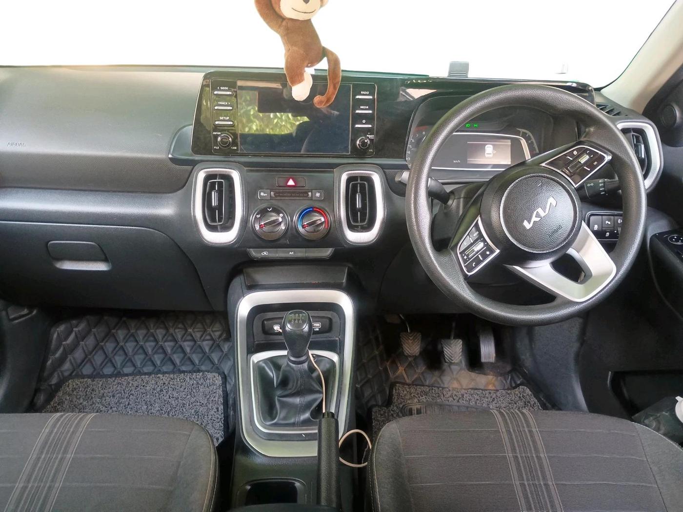 2024 KIA SONET HTK 1.2 PETROL MT, Petrol, Manual, 28,627 km, interior