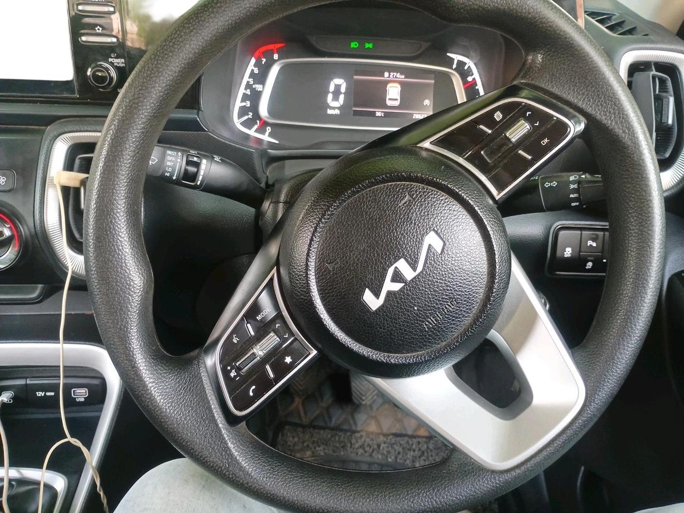2024 KIA SONET HTK 1.2 PETROL MT, Petrol, Manual, 28,627 km, interior