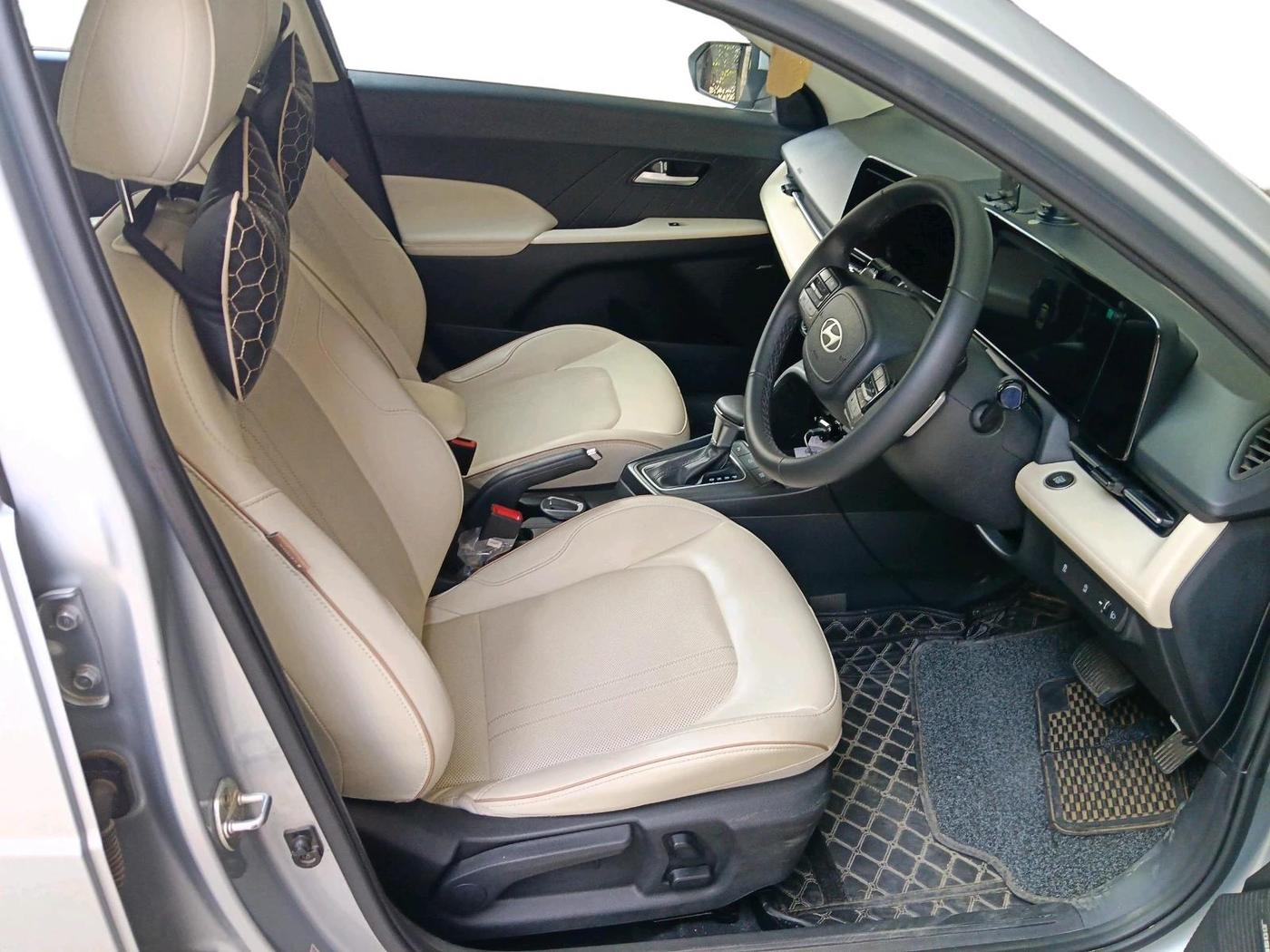 2023 Hyundai Verna SX(O) 1.5 MPI IVT , Petrol, Automatic, 23,778 km, interior