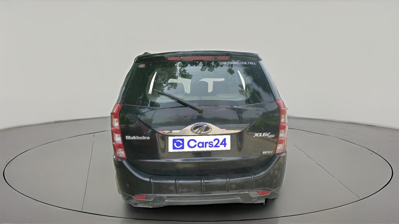 2016 Mahindra XUV500 W10 1.99, Diesel, Manual, 1,43,123 km, exterior